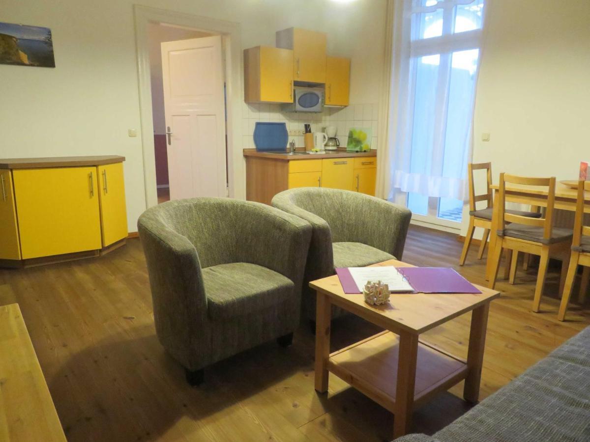 Pension Waldrose Sellin  Chambre photo